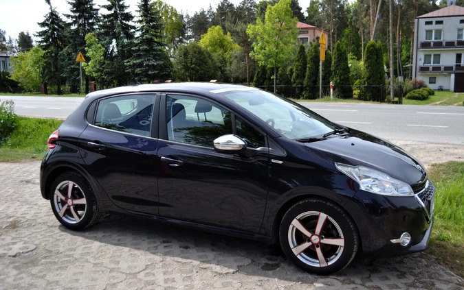 Peugeot 208 cena 26900 przebieg: 108000, rok produkcji 2014 z Sieraków małe 137